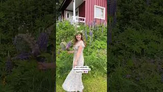 Thumbnail: Glad midsommar 🌺💜 #sweden #midsommar