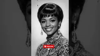 Thumbnail: Aretha Franklin Classic -  velvet Chanins