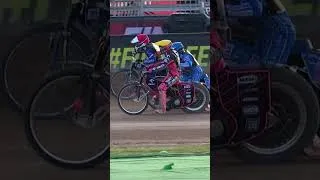 Thumbnail: That is some incredible bike control 🤯 | FIM Speedway Grand Prix