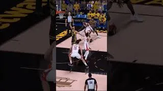 Thumbnail: Stephen Curry fakes the shot to high arc layup 😲