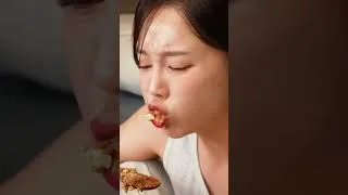 Thumbnail: 푸짐한 조개 비빔밥 먹방 (ft. HARU) The Ultimate Soy Sauce Clam Bibimbap Mukbang ASMR Ssoyoung