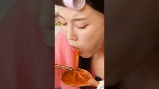 Thumbnail: 이유식 VS 엽기떡볶이 매운맛 🔥 먹방 Korean Spicy Tteokbokki Yeopki-Tteokbokki Mukbang ASMR Ssoyoung