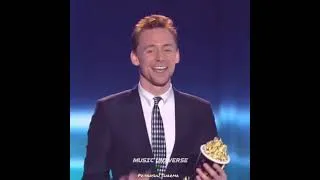 Thumbnail: Tom Hiddleston & Chris Hemsworth full screen Whatsapp status as a brother ❤️ love