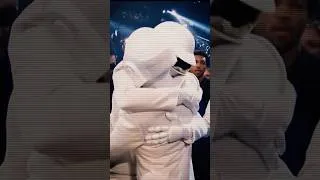 Thumbnail: "Two androids are bringing soul back to music"