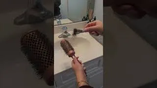 Thumbnail: How to properly clean your hairbrushes to make them like new again ✨ Subscribe for more hair tips!