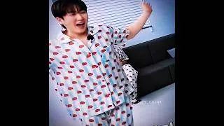 Thumbnail: Changbin’s cute charms 창빈이의 귀여운 구석 | Stray Kids #창빈 #チャンビン