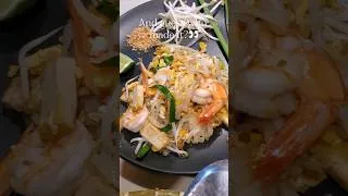 Thumbnail: Best Pad Thai 🇹🇭 #bangkokthailand #blackwomenabroad #cookingclass #solotravel #travelvlog #padthai