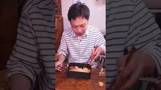 Thumbnail: thunder night car camping 雷の夜の車中泊