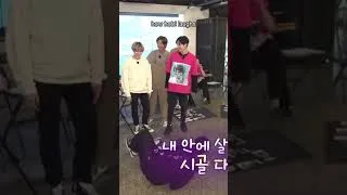 Thumbnail: how hobi vs jimin laugh XD #shorts