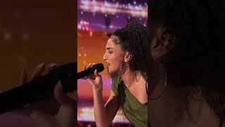 Thumbnail: How'd She Hit That Note?! #talentreplay #short #agt2026