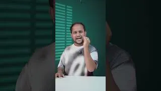 Thumbnail: Samsung Z Flip 8 Review Hindi | 3 Saal Se Same Camera?
