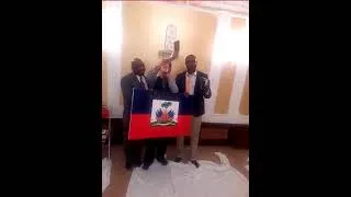 Thumbnail: Gade sak pase ant yon Juif tribu Benjamin ak Pasteur Belizaire. S'abonner,commenter