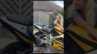 Thumbnail: A clean GSXR, an indicator that works and an engine that sounds SWEEEEEET 😮‍💨👌🏼