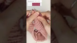 Thumbnail: How to Knit Colorwork Continental Style - Round 3 of Heart Cowl #knitting #knittingpattern