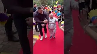 Thumbnail: Tim Tebow hosted a red carpet event for individuals with special needs ❤️#specialneeds #wholesome