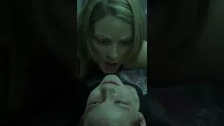 Thumbnail: Jodie Foster springs into Mom mode #PanicRoom #JodieFoster #KristenStewart