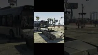 Thumbnail: Franklin Stop The Bus #Shorts | THE GTA SIDE