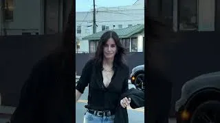 Thumbnail: #COURTENEYCOX ARRIVIS AT GIORGIO BALDI FOR DINNER! #celebrity #actress #news