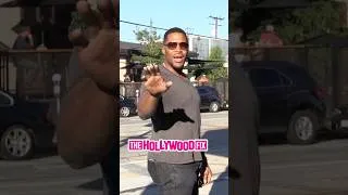 Thumbnail: Michael Strahan Shuts Down Paparazzi ASAP When Spotted Out Shopping On Melrose Ave In West Hollywood