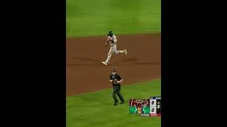 Thumbnail: Eric Bitonti LAUNCHES a Solo Home Run! | Milwaukee Brewers Prospect