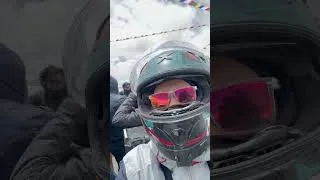 Thumbnail: #umlingla #ladakh2026 #ladakh #fyp #ytshorts #explore #explorepage #travel #trendingnow #bike #solo