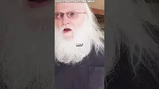 Thumbnail: Santa Clause Attacked the auditor outside post office!