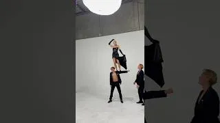 Thumbnail: Standing on boy in heels 👠👀