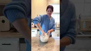 Thumbnail: Sourdough bread - step by step process for beginners - step 1