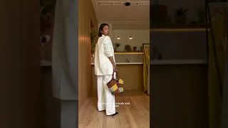 Thumbnail: HOW A LINEN BLAZER SHOULD FIT