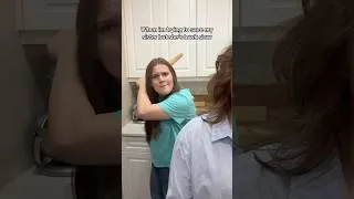 Thumbnail: SHE’S RIGHT BEHIND YOU!😱🤣 #sister #siblings