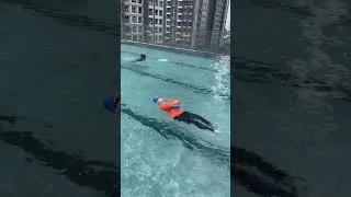 Thumbnail: U70 tập bơi ngửa có được không ? #thichboiloi #swimming #swim #travel