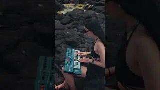 Thumbnail: Avis Vox & PARAFRAME - 'We Are Falling' #shorts