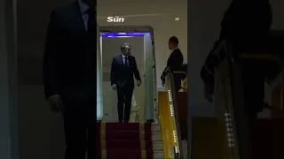 Thumbnail: Macron hit by his wife.