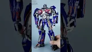 Thumbnail: UniqueToys Transformers UTR02 Knight Optimus Prime  #optimusprime #transformers  #트랜스포머 #トランスフォーマー