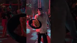 Thumbnail: Mel's DIE-IN Zombie waiters are top tier! #halloweenhorrornights #zombiewaiter@UniversalOrlando