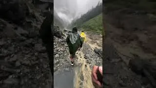 Thumbnail: मणिमहेश यात्रा की विकट परिस्थितियां।  #landslide #cloudburst #landslide #heavyrain #manimahesh