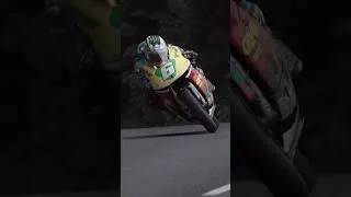 Thumbnail: Michael Dunlop aboard the Honda RS250 at Classic TT | Isle of Man TT Races