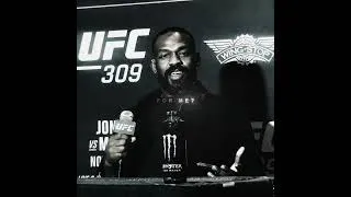 Thumbnail: does he beat aspinall? #shorts #shortsfeed #viral #ufc #tomaspinall #jonjones