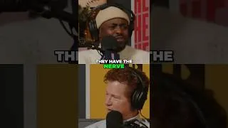 Thumbnail: Wayne Brady and Drew Carey on getting ignored by the paparazzi #podcast #funny