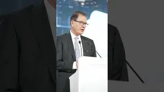 Thumbnail: UNIDO Director General Gerd Müller at the 21st Session of the UNIDO General Confernce