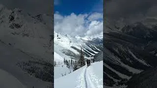 Thumbnail: Proper keg haul by the Big White patrol gang. #skiing #backcountry #keghaul #huttrip