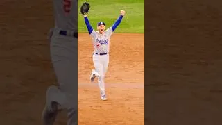 Thumbnail: 🤩 FREDDIE CAM IS BACK! World Series Edition Goes CRAZY! 🔥⚾ #youtube #reels #reellife