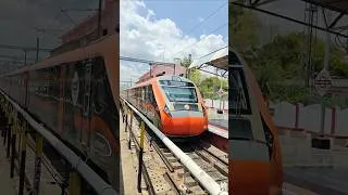 Thumbnail: Vande Bharat Arrival in Tirunelveli junction #metrorail #train #vandebharatexpress #vandebharat