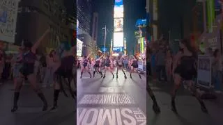 Thumbnail: Rumor Rumor Gossip Gossip 🤫 #danceinpublic #rumor #izone #produce48 #dance