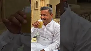 Thumbnail: Desi Gur Ka Gift Ap Sub K Liye | Zaavi Gurr | Mubashir Saddique | Village Food Secrets