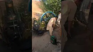 Thumbnail: Starting old diesel engine