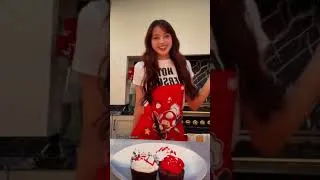 Thumbnail: Lisa’s ‘SAWADIKA’ Sounds DIFFERENT Without the Music 😳🎤#lisa #kpop #shorts