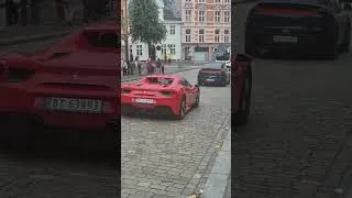 Thumbnail: Ferrari 488