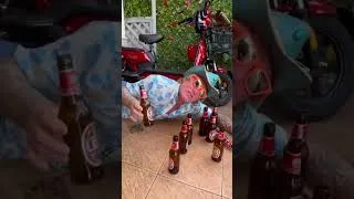 Thumbnail: Vlogging a Dead Horse #short
