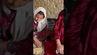 Thumbnail: Cooking Delicious Qabili Palaw | Real Village Life in Afghanistan's Cave Regions #meat #villagelife